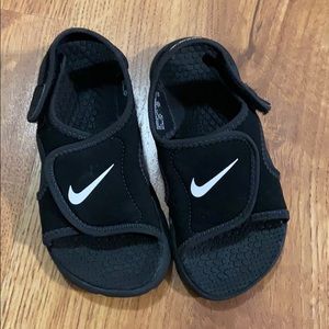 Nike Sunray Sandals